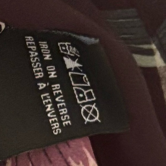 Le Chateau| Black & Lavender Floral Ruffled Semi-Sheer Long Sleeve Blouse Sz L - Picture 5 of 5